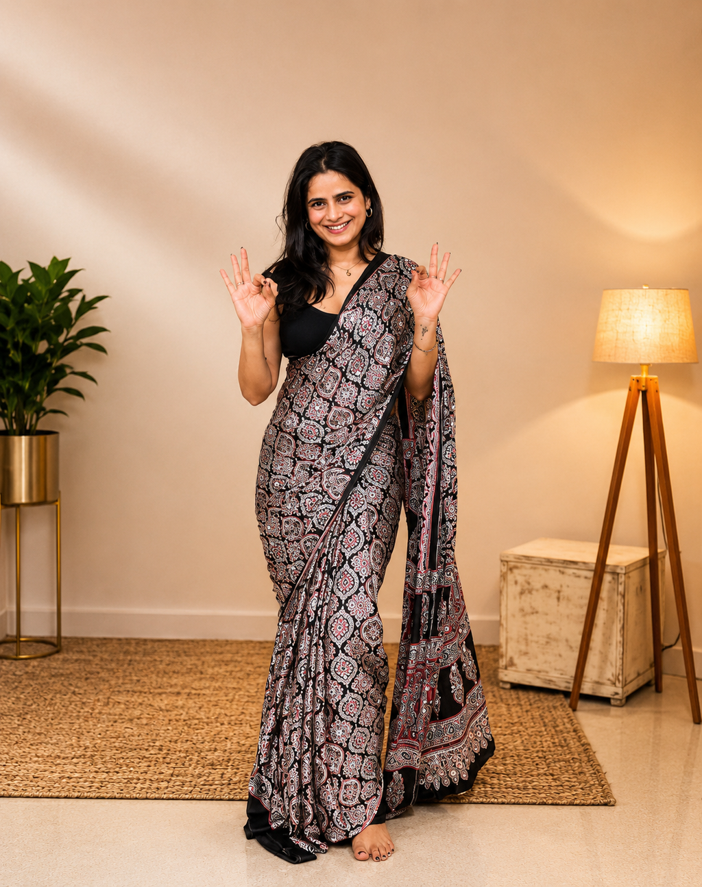 Ragini Black Mirror Saree